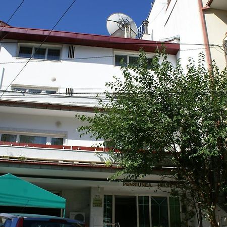 Pensiunea Helvetia Букурещ Екстериор снимка