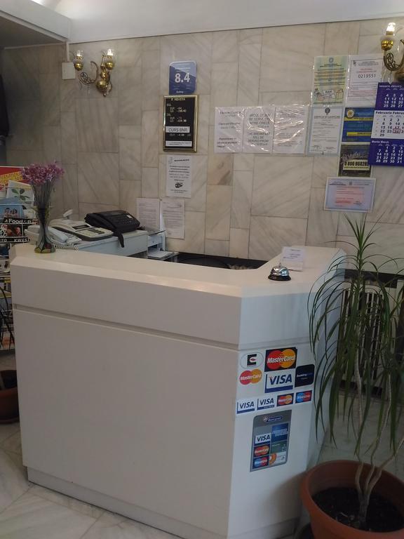 Pensiunea Helvetia Букурещ Екстериор снимка